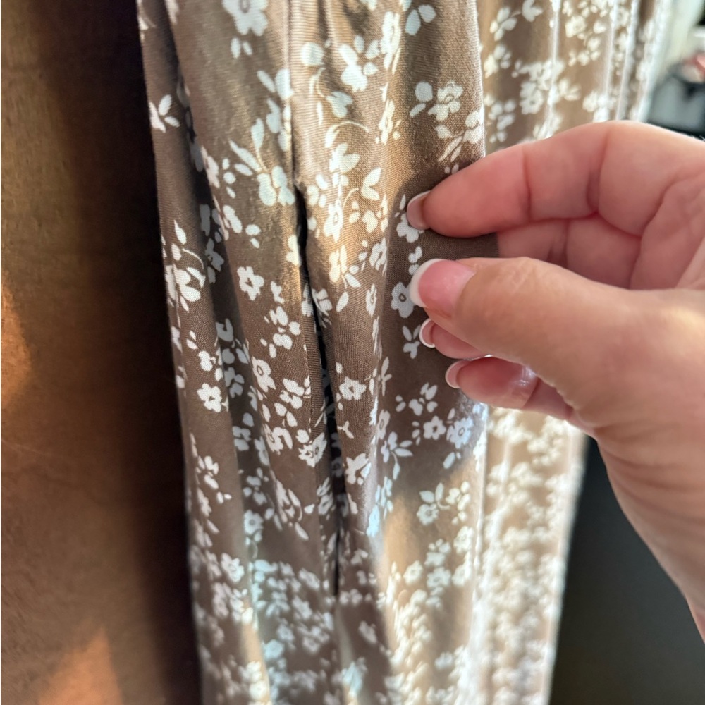 BloomChic Floral Dress - Picture 5 of 10
